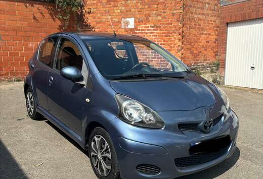 Toyota 1.0i VVT-i Plus