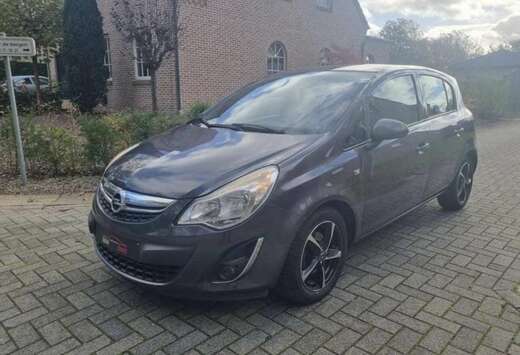 Opel Corsa 1.4 16V Automatik Color Edition
