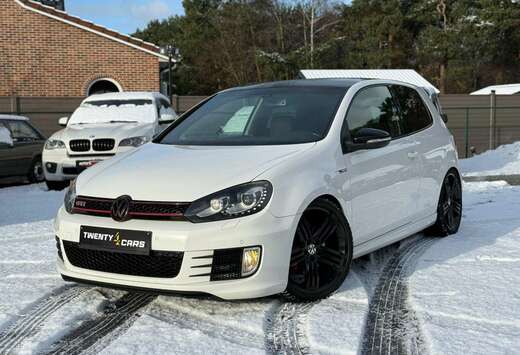 Volkswagen Automaat 211Pk Benzine 2.0 Xenon Navi Crui ...