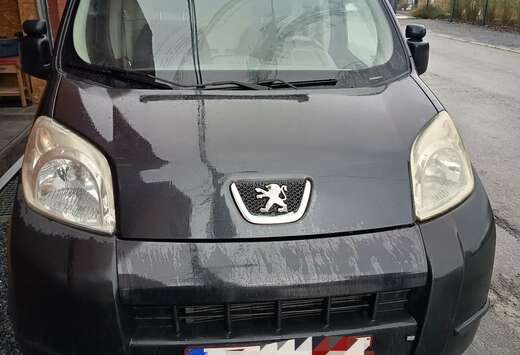 Peugeot 117 L1 1.4 HDI 70 BLUE LION STANDARD