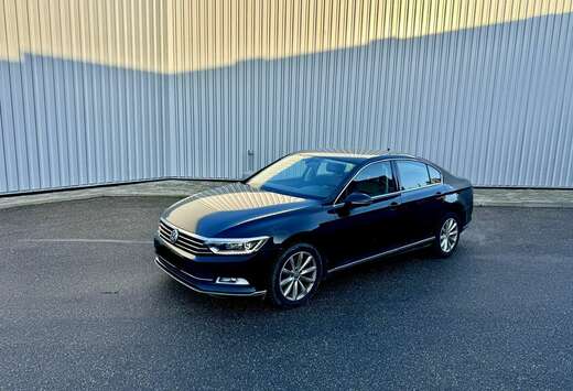 Volkswagen Passat 1.6 TDi Highline DSG (EU6.2)