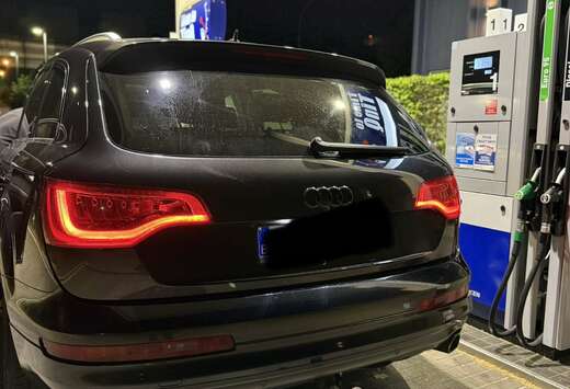Audi MOTOR KAPOT