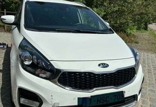Kia Carens 1.7 CRDi Navi Edition