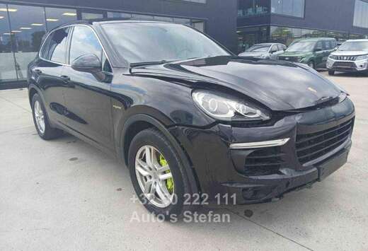 Porsche Cayenne S Hybrid Tiptronic S