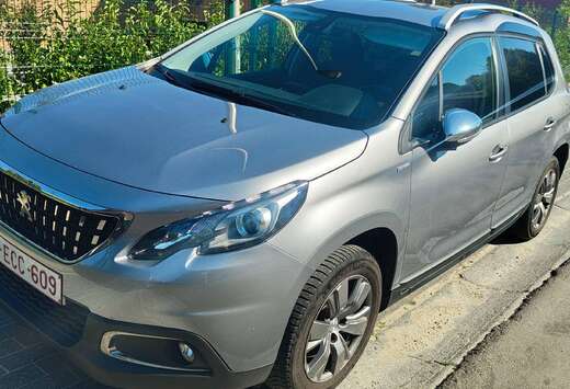 Peugeot 2008 1.2i PureTech Active S