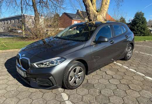 BMW 116i F40 met opties en garantie.