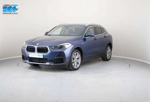 BMW X2 xDrive25e, Luxury, Pano-dak, Carplay