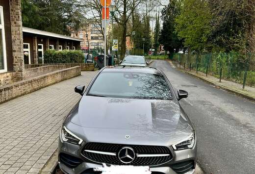 Mercedes-Benz e 8G-DCT AMG Line