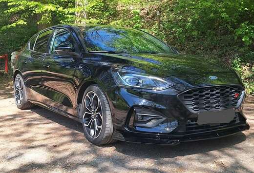 Ford Focus 1.5 EcoBoost ST Line