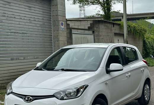 Hyundai Hyundai i20 1.1 CRDI 75ch airco faible taxe