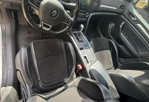 Renault Megane 1.5 Blue dCi Bose Edition EDC