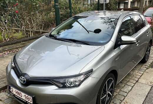 Toyota 1.8 VVT-i Hybrid Automatik Executive