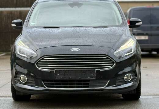 Ford 2.0 TDCi Titanium-St Line-Pano-Leder-Led-Xenon-C ...