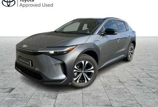 Toyota EV 2WD Dynamic + Trekhaak
