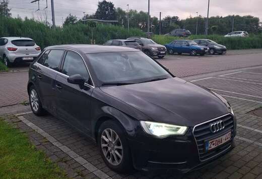 Audi 1.6 TDI (clean diesel) S tronic Ambition