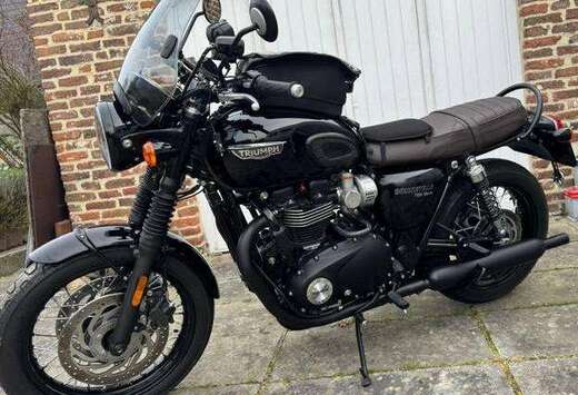 Triumph BONNEVILLE T-120 JET BLACK