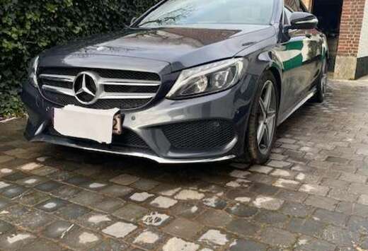 Mercedes-Benz C 220 AMG