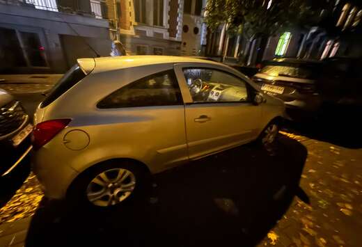 Opel 1.2i Essentia Easytronic