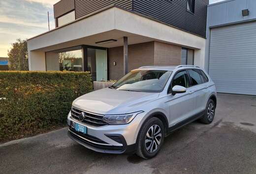 Volkswagen 1.5 TSI DSG ACC, lane + side assist *garan ...