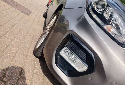 Kia Carens 1.7 CRDi Navi Edition