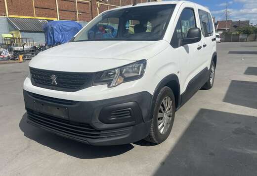 Peugeot 1.5 BlueHDi Long Allure S&S (EU6.3)