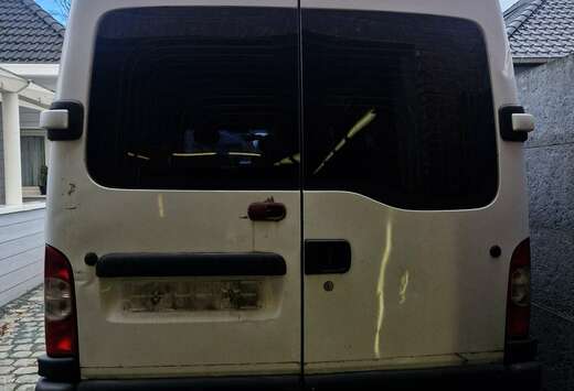 Renault 2.5 dCi 120 L2H2