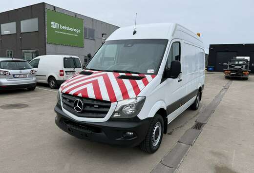 Mercedes-Benz 316 (Stock ID 75871)