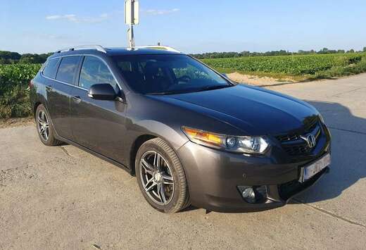 Honda Accord Tourer 2.2 i-DTEC Executive DPF