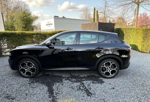 Alfa Romeo PHEV 1.3 Q4 Sprint (139 kW)