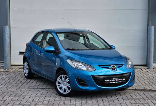 Mazda 1.3i Aquatic Blue