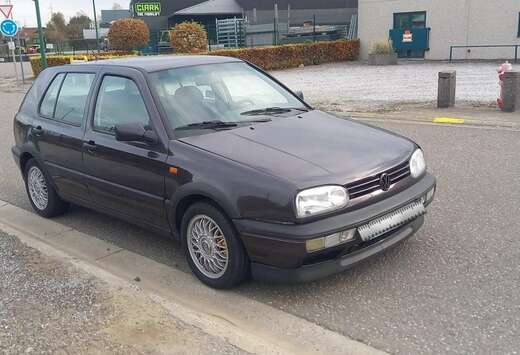Volkswagen Golf 3 VR6