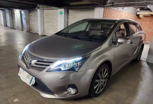 Toyota 1.8i Premium Multidrive S