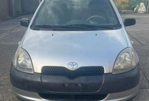 Toyota 1.0 ess 146.000km CTOK prête à immatriculer