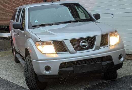 Nissan 2.5 dCi 4x4 SE King Top