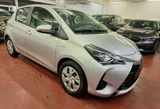 Toyota 1.5i VVT-i Hybrid Comfort E-CVT