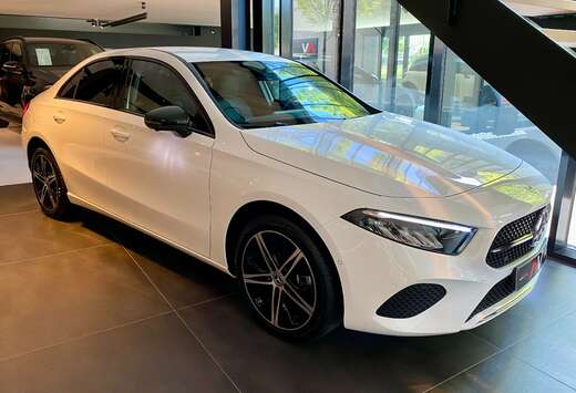 Mercedes-Benz e 8G Plug-in LUXURY Distronic/Memo/360/ ...