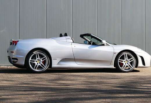 Ferrari F 430 Spider 4.3i V8 32v