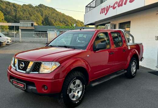 Nissan 2.5 dCi 4x4  clim etat neuve 59000 km