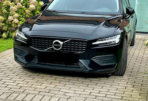 Volvo 2.0 B3 MHEV Momentum Pro Geartronic
