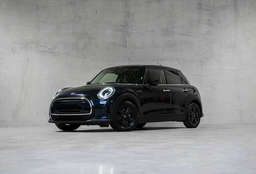 MINI  AUTO  APPLE CARPLAY  BLACK PACK  TVA