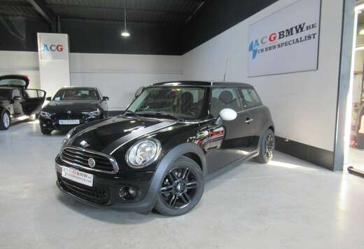 MINI Mini 16 Benzine FULL BLACK zeer nette wagen , na ...