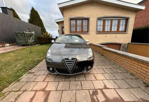 Alfa Romeo 1.6 JTDm Exclusive