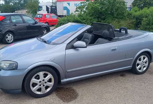 Opel 1.8i XE 16v Bertone Edition