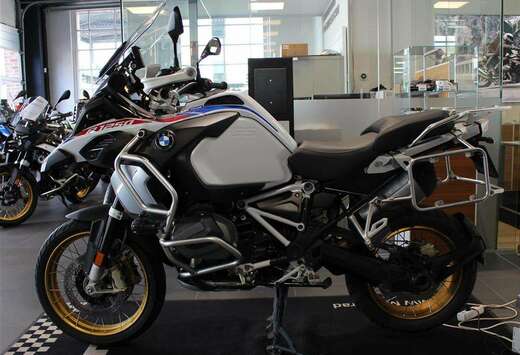 BMW 0