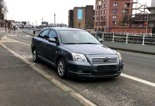 Toyota 1.8i 16v Linea Sol