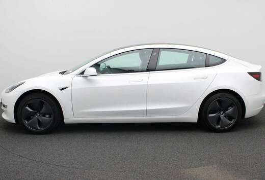 Tesla Model 3 44 kWh Standard Plus
