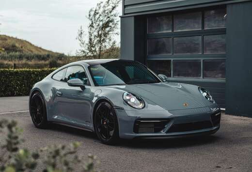 Porsche Carrera 4 GTS | Bose | Exclusive | Pano | Mat ...