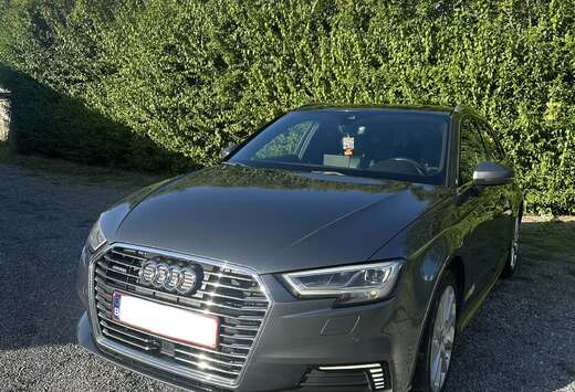 Audi Sportback e-tron 1.4 TFSI PHEV Sport S tronic (1 ...