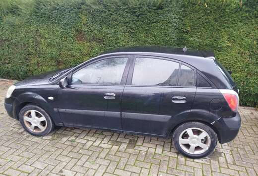 Kia 1.5 CRDi Pack Color