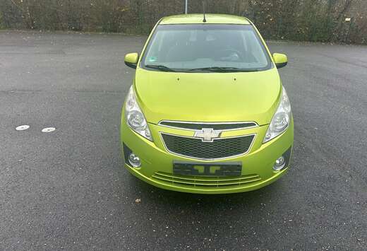 Chevrolet Spark 1.0i LT